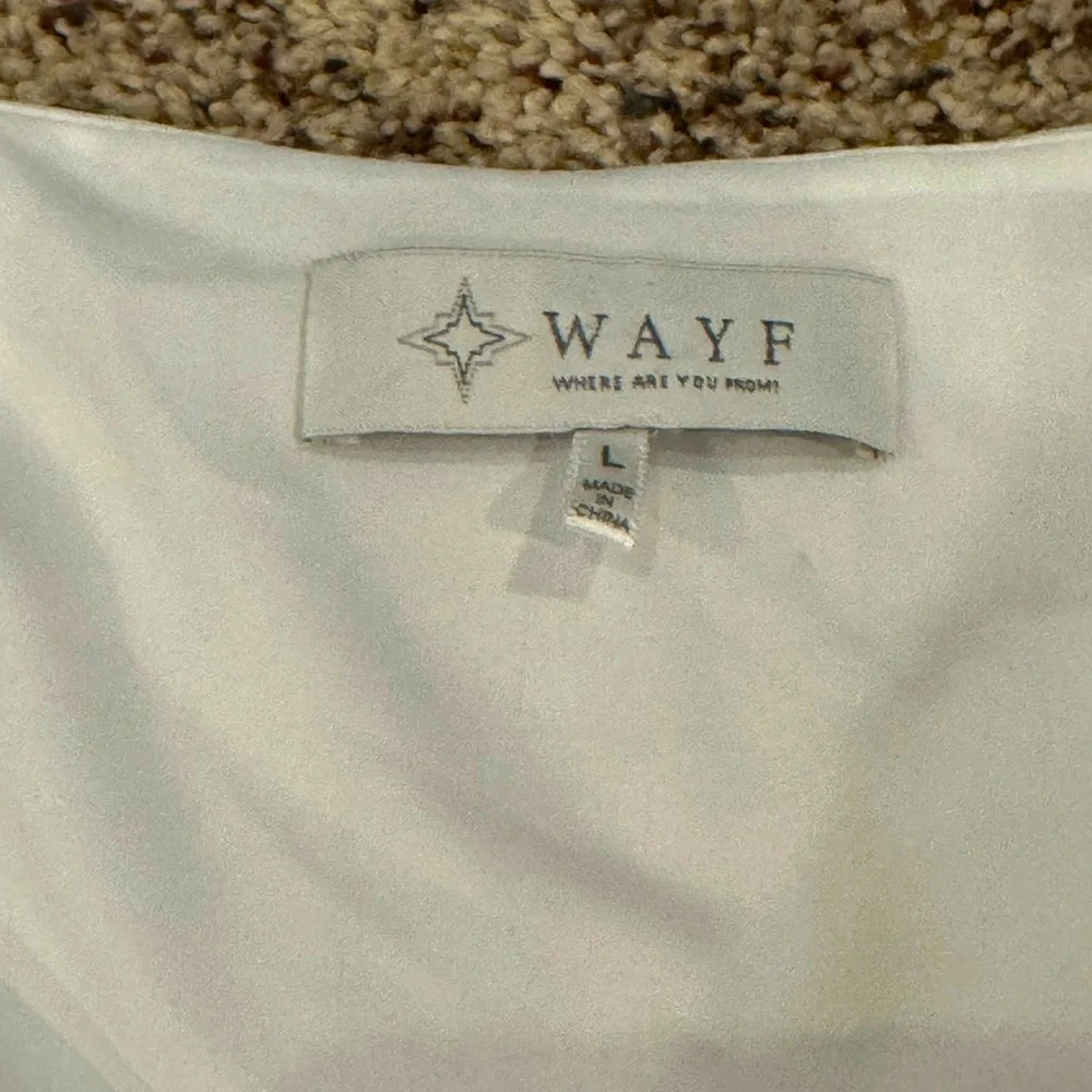 Wayf Cream 3/4 Sleeve Tie-Front Crop Blouse Size L - Picture 2 of 9